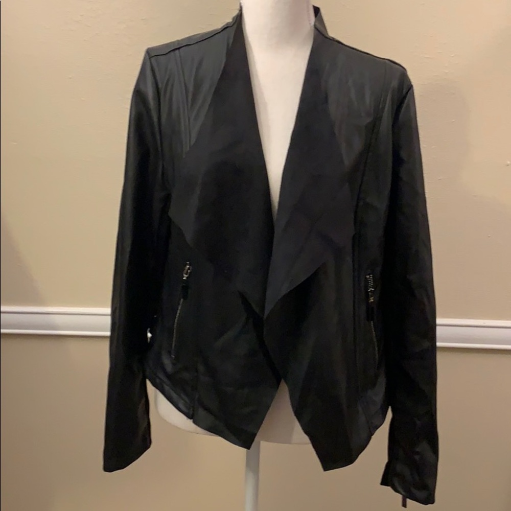 BACCINI BLACK “LEATHER” JACKET! ZIPPERED POCKETS ‘